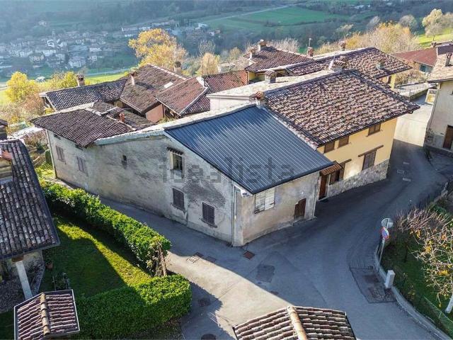 Appartamento in vendita a Cerete, Lombardia