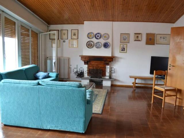 Appartamento in vendita a Pesaro E Urbino