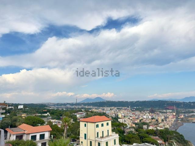 Attico in vendita a Antiniana, Pozzuoli