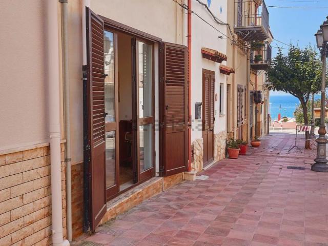 Appartamento in vendita a Terrasini, Sicilia