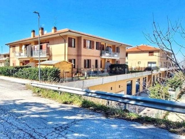 Appartamento in vendita a Pozzo, Marche