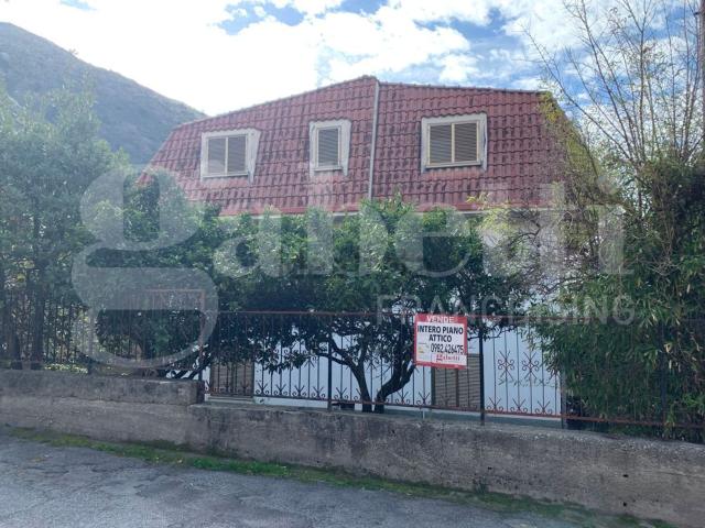 Appartamento in vendita a Fiumefreddo Bruzio, Cosenza