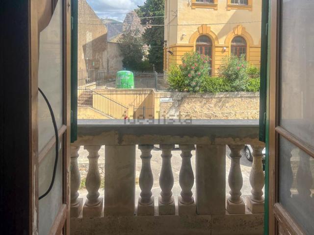 Appartamento in vendita a III Circoscrizione, Palermo
