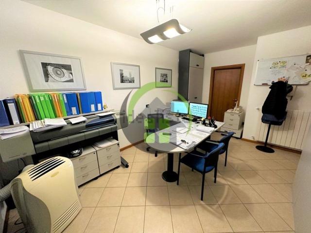 Appartamento in vendita a Cene, Lombardia