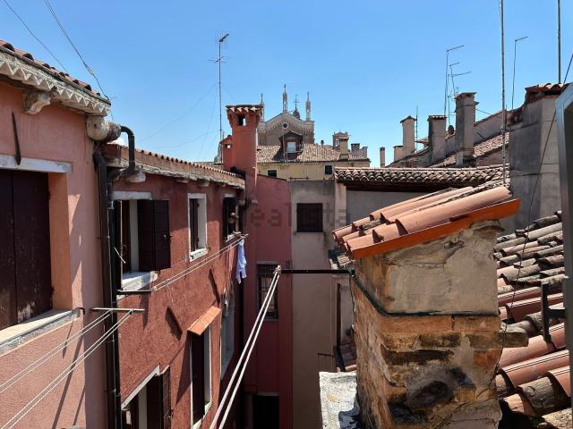 Appartamento in vendita a Venezia-Murano-Burano, Venezia