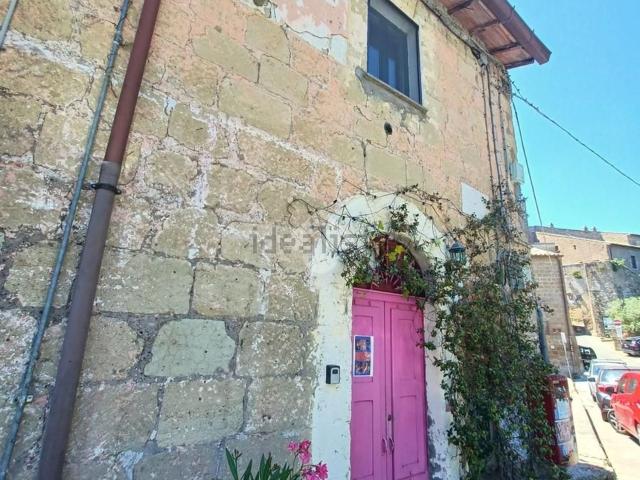Appartamento in vendita a Calcata, Lazio