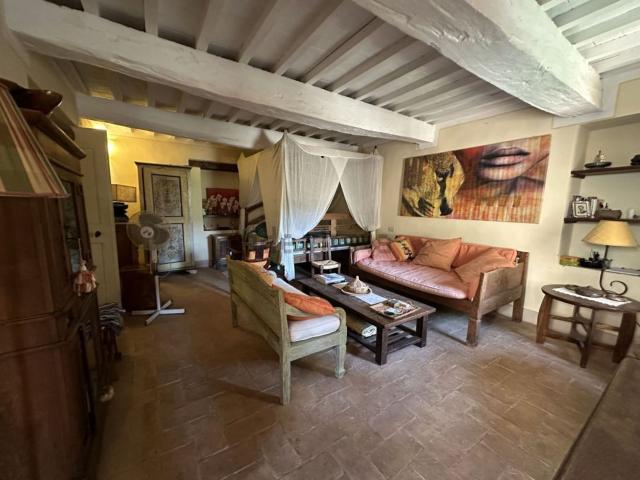 Appartamento in vendita a Cetona, Toscana