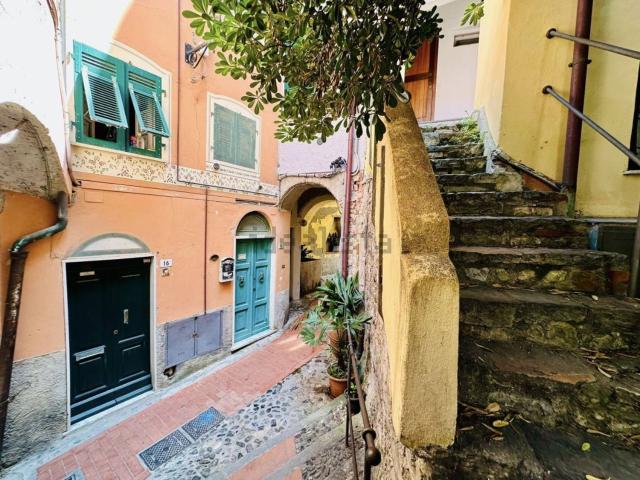 Appartamento in vendita a Portesone, Lerici
