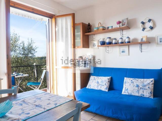 Appartamento in vendita a Pompeiana, Liguria