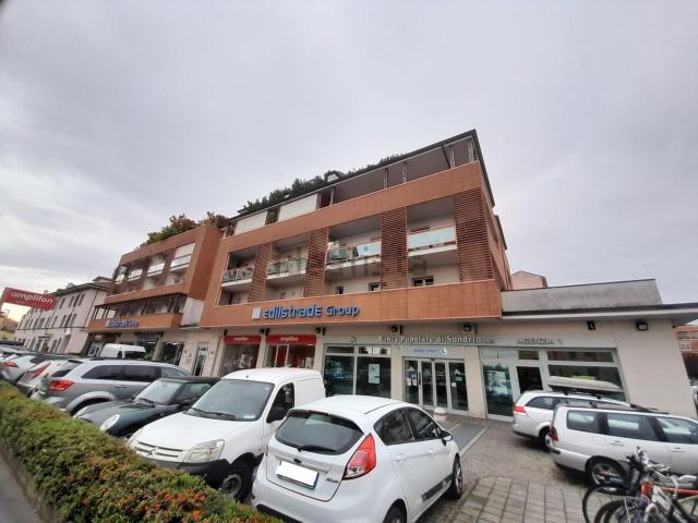 Appartamento in vendita a Piacenza, Reggio Emilia