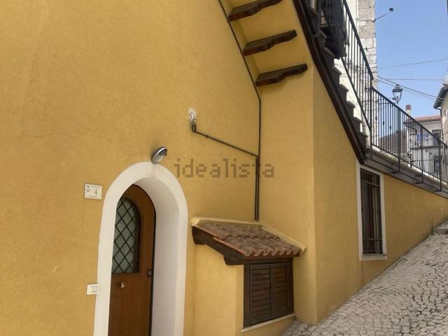 Appartamento in vendita a Ovindoli, Abruzzo
