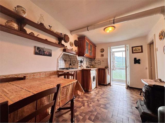 Appartamento in vendita a Montegrosso Pian Latte, Liguria
