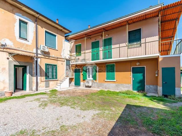 Appartamento in vendita a Lainate, Milano