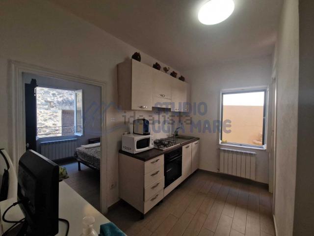 Appartamento in vendita a Badalucco, Liguria