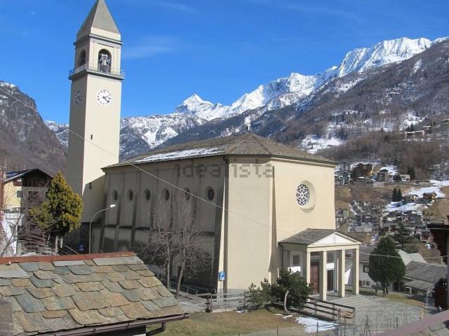 Appartamento in vendita a Chiesa In Valmalenco, Lombardia