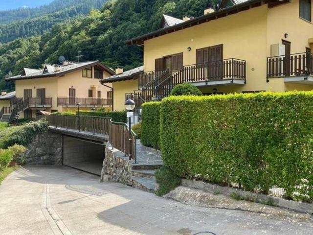 Appartamento in vendita a Spriana, Lombardia