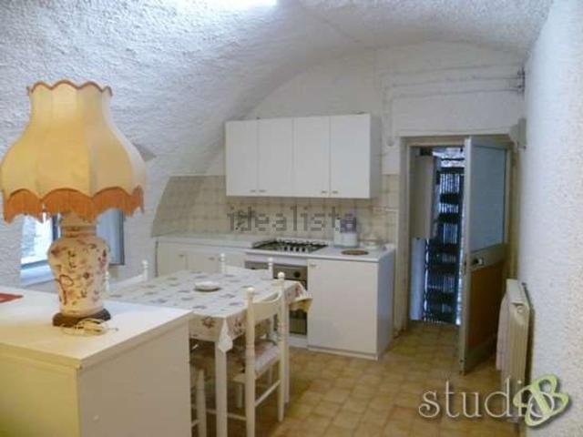 Appartamento in vendita a Seborga, Liguria