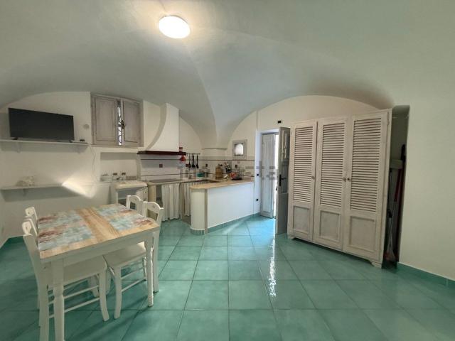 Appartamento in vendita a Sperlonga, Lazio
