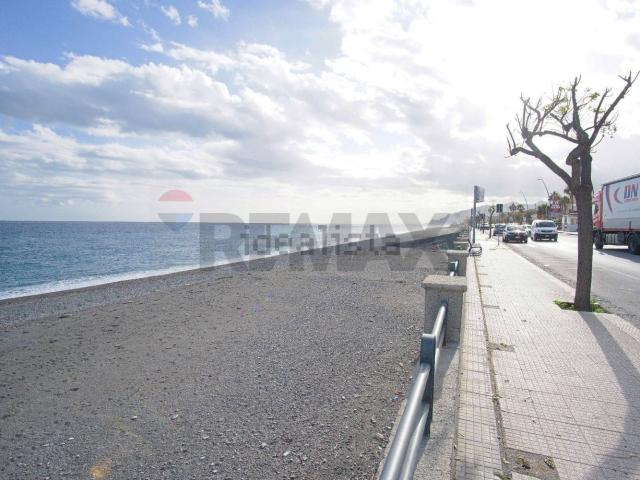 Appartamento in vendita a Roccalumera, Messina