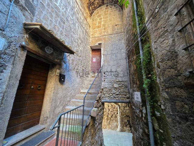 Appartamento in vendita a Bomarzo, Lazio