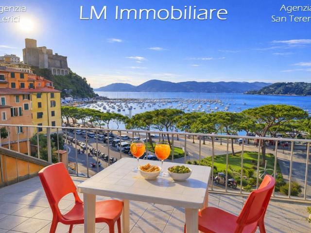 Attico in vendita a Venere Azzurra, Lerici