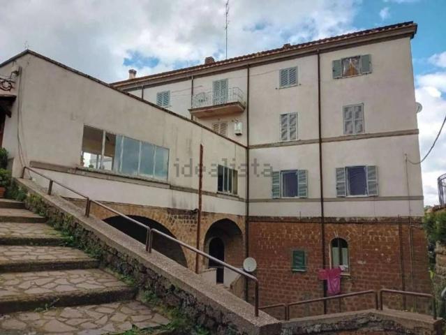 Appartamento in vendita a Capranica, Lazio