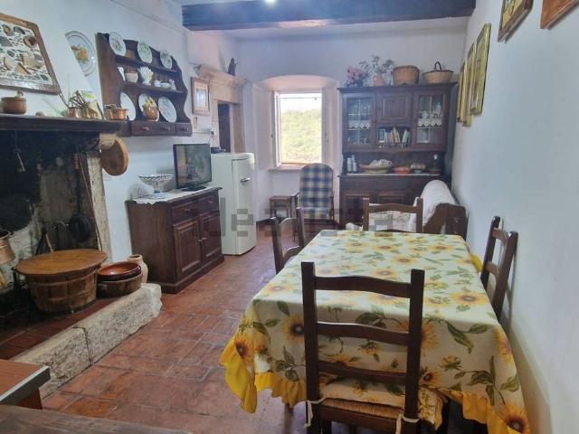 Appartamento in vendita a Poggio Moiano, Rieti