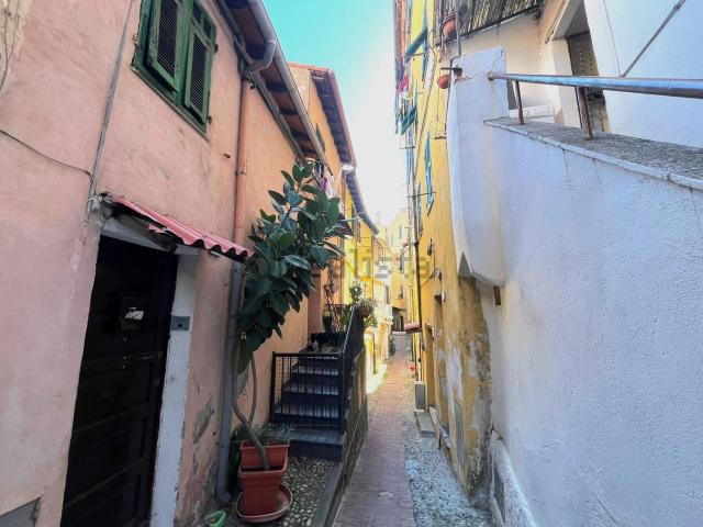 Appartamento in vendita a Ventimiglia, Liguria
