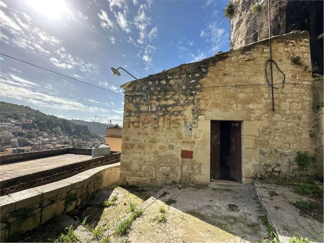 Appartamento in vendita a Modica Alta, Marina Di Modica