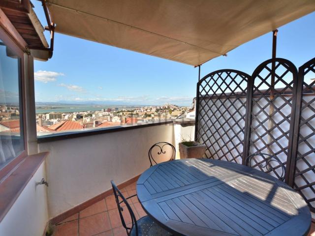 Appartamento in vendita a Castedd'e susu/Castello, Cagliari