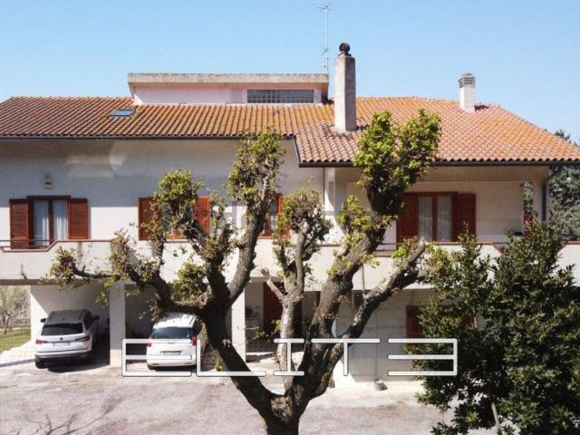 Appartamento in vendita a Marche, Ancona