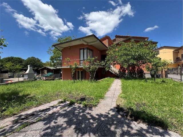 Appartamento in vendita a Piegaro, Umbria