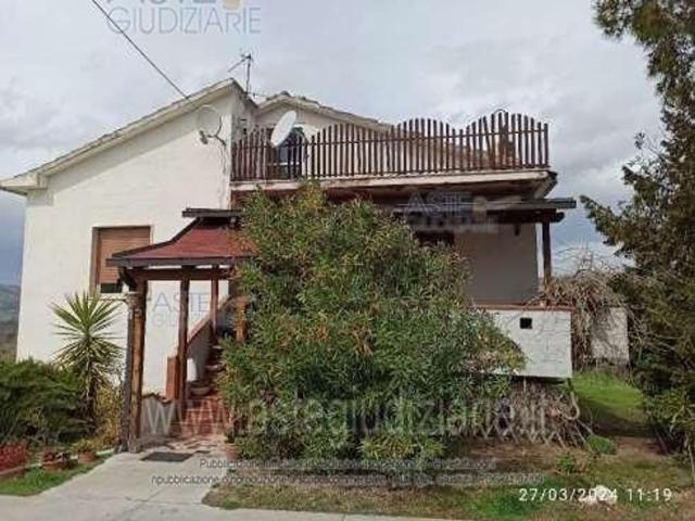 Appartamento in vendita a Contrada Campetto, Penne