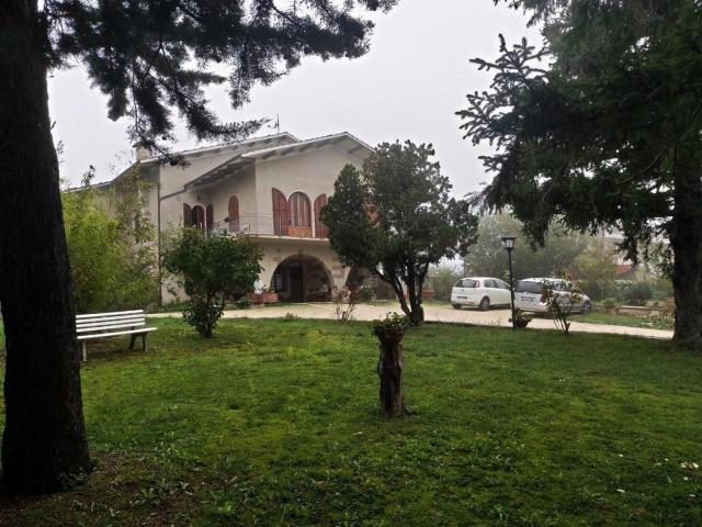 Appartamento in vendita a Pozzo, Marche