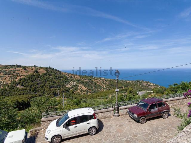 Appartamento in vendita a Roseto Capo Spulico, Cosenza