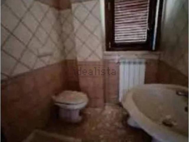 Appartamento in vendita a Castelvetere Sul Calore, Campania