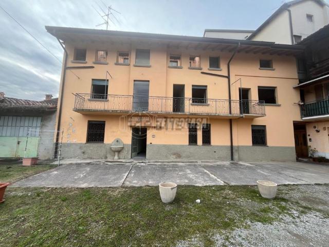 Appartamento in vendita a Curnasco, Treviolo