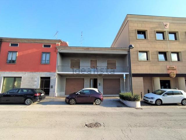 Appartamento in vendita a Terre Roveresche, Marche