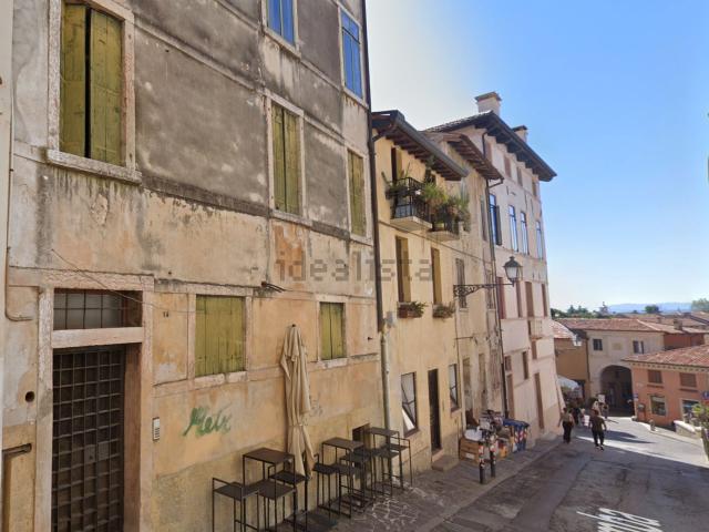 Appartamento in vendita a Pilastroni, Bassano Del Grappa