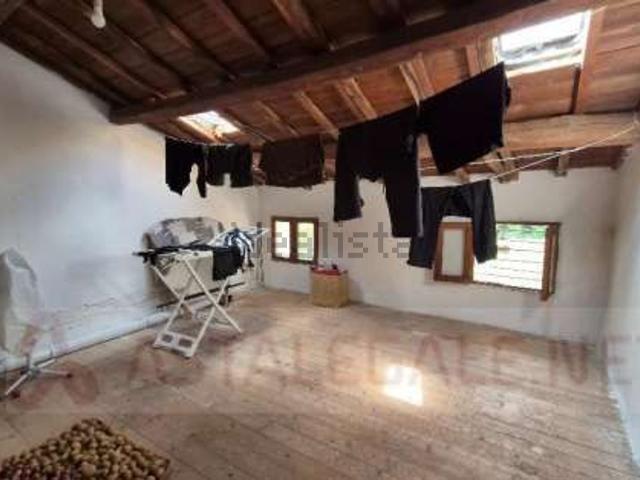 Appartamento in vendita a Castelgomberto, Veneto
