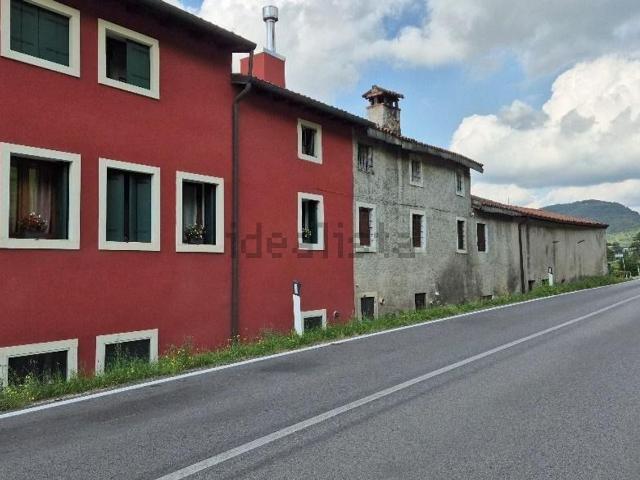 Appartamento in vendita a Castelgomberto, Veneto