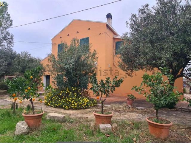 Appartamento in vendita a Larino, Molise