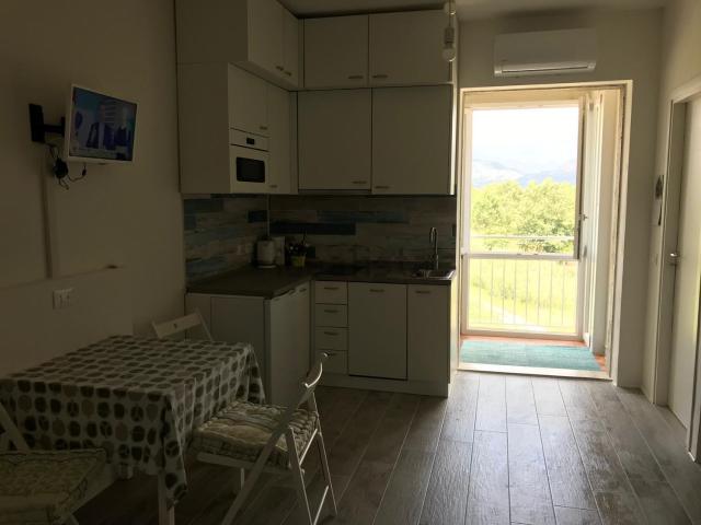 Appartamento in vendita a Ameglia, Liguria
