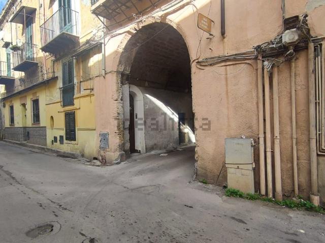 Appartamento in vendita a VI Circoscrizione, Palermo
