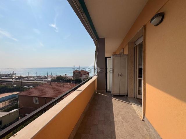 Appartamento in vendita a Borgio, Borgio Verezzi