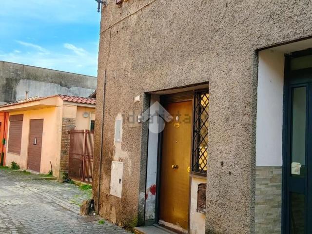 Appartamento in vendita a Valle Mazzone, Roma Capitale