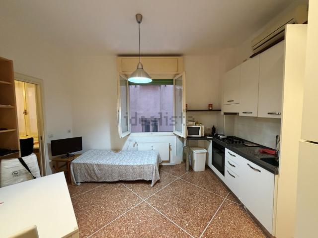 Appartamento in vendita a Maddalena, Genova