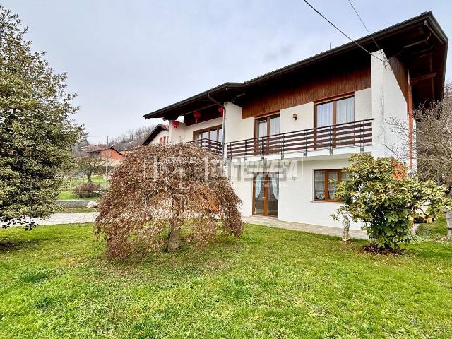 Appartamento in vendita a Prato, Piemonte