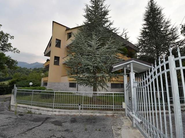 Appartamento in vendita a Marche, Macerata