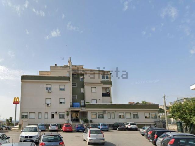 Attico in vendita a Caltanissetta, Sicilia